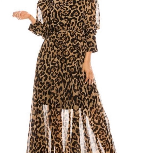 🎉🌹🍾HOST PICK Flared Bottom Dress - Picture 2 of 7